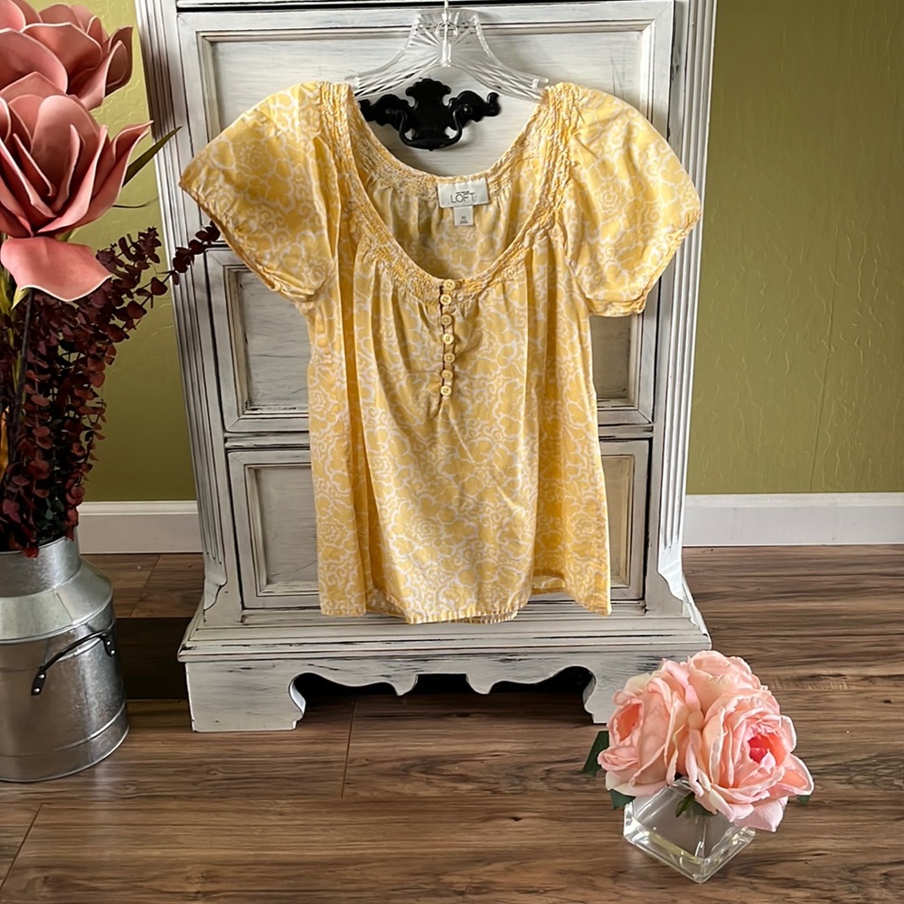 Cute loft yellow blouse